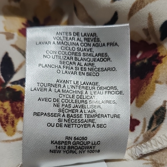 Jones New York Floral V-Neck Blouse - Cream and Brown - Picture 9 of 9